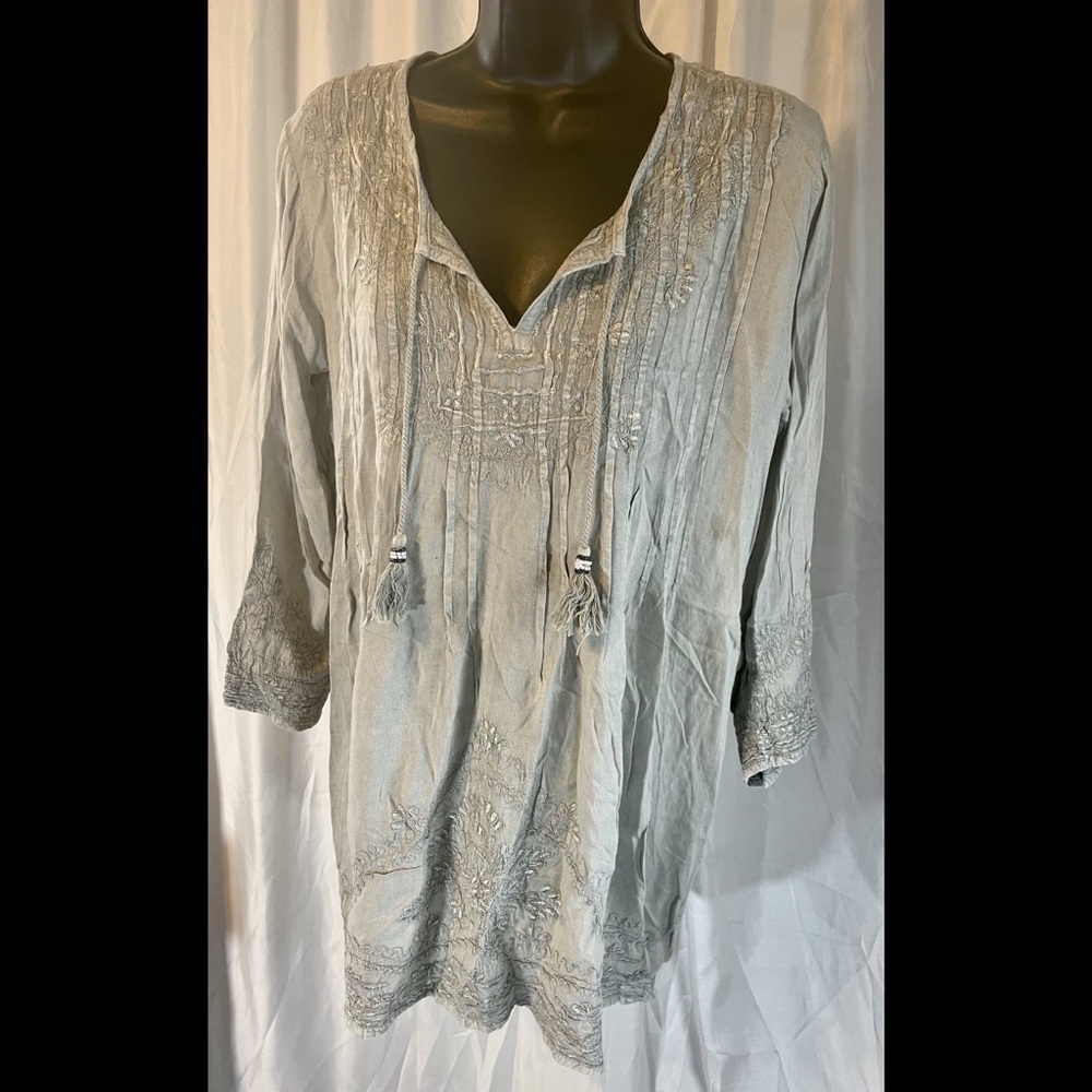 Solitaire Light Green Hippie Shirt